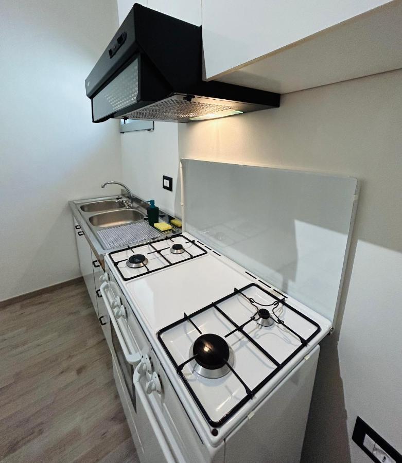 Appartement Essential House à Brindisi Extérieur photo