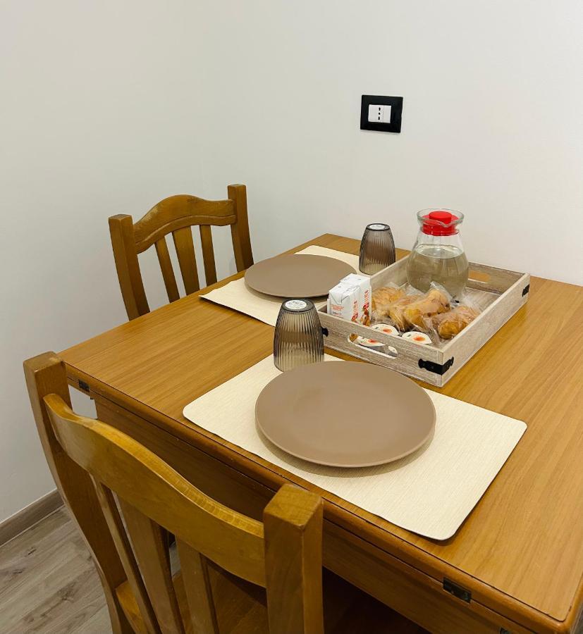 Appartement Essential House à Brindisi Extérieur photo
